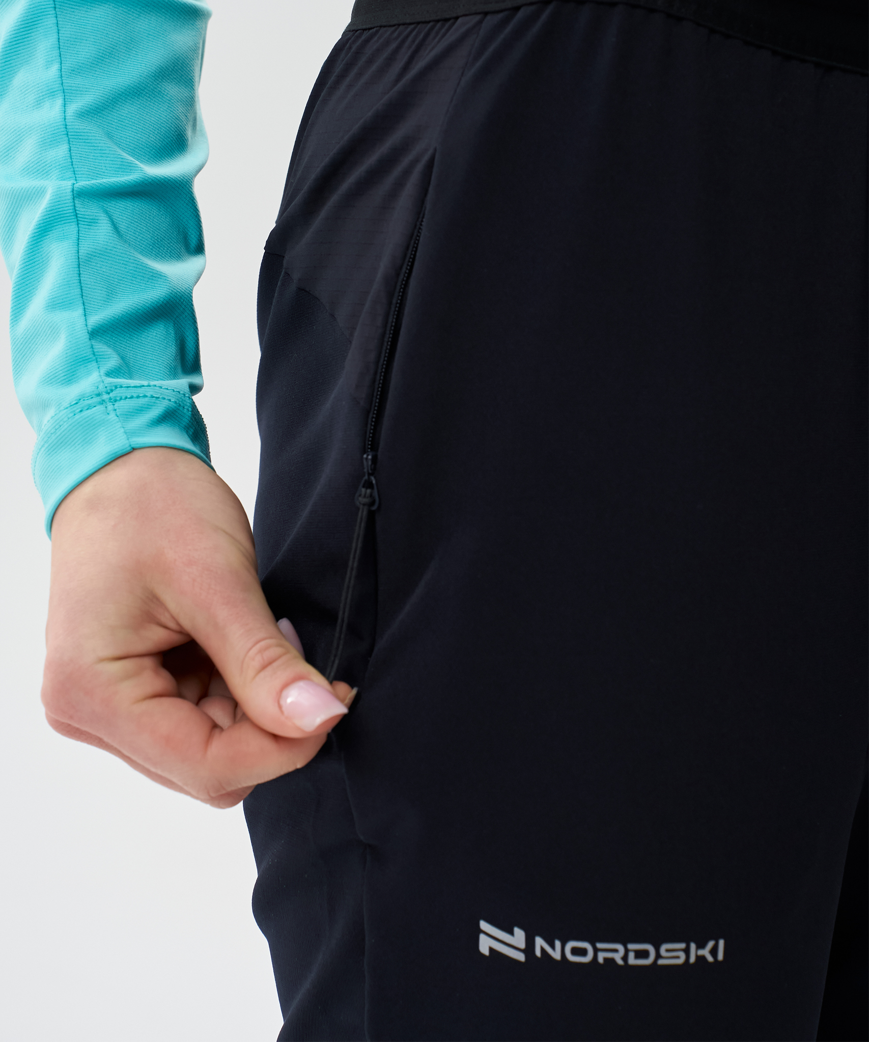 Брюки беговые Nordski Upcast Carbon W